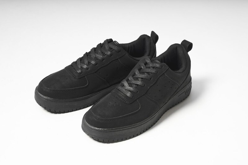 53495 コートシューズLUXE ￥1,900
＃ワークマン女子、Colors店舗限定
