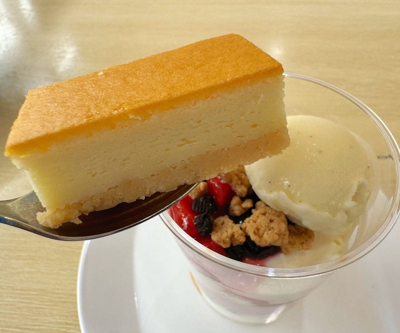 濃厚でなめらかな口あたりで食べ応えアリ！