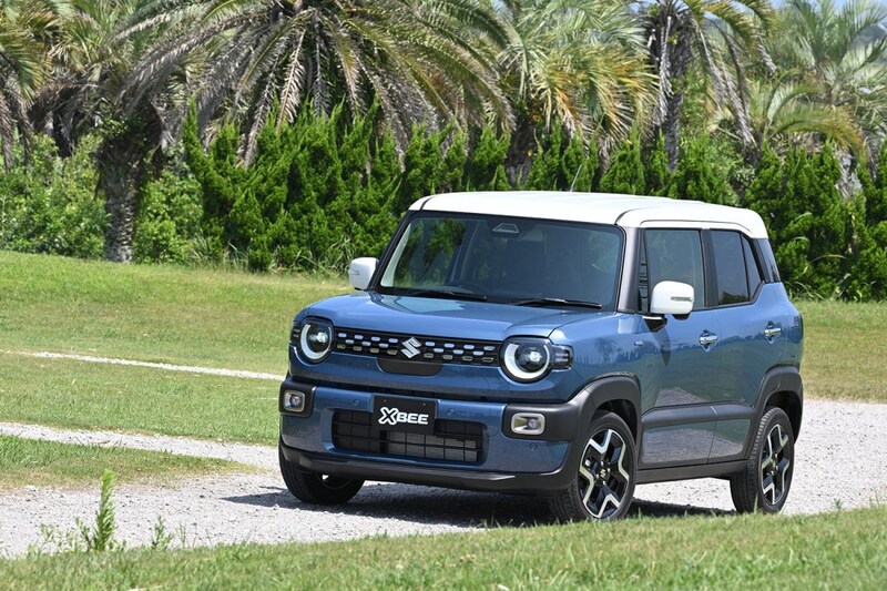 新型クロスビーは全長4m切りに加えて全幅1.6m台をキープで圧倒的に扱いやすい