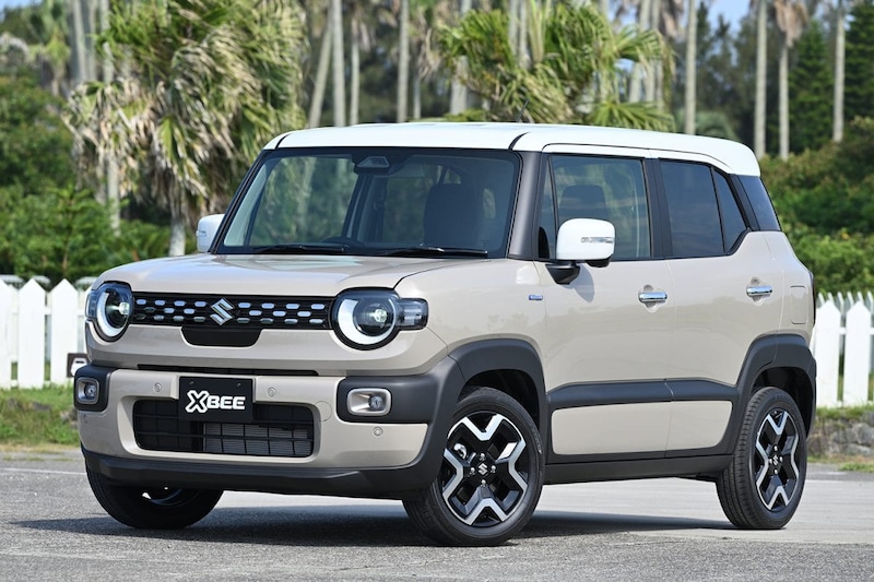 絶妙にジムニーっぽく箱ワイルド化！ ありそうでない“ちょうどいいSUV”スズキ クロスビー