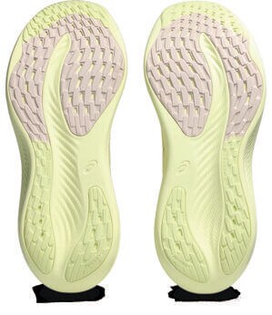 ミッドソールの材質の約24%に、サトウキビ由来のクッションフォーム材「FF BLAST PLUSECO」を採用