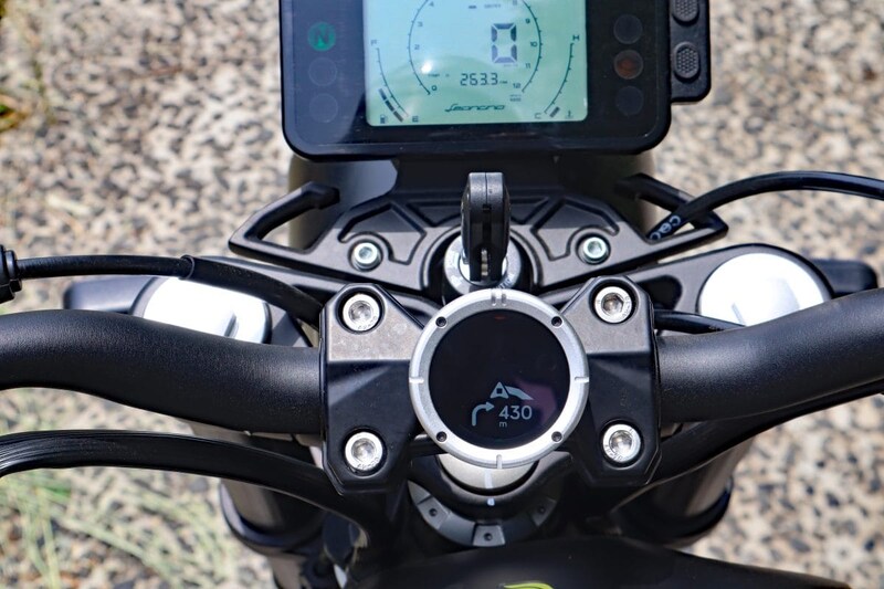 スマートなバイクナビゲーション「ビーラインモト2」