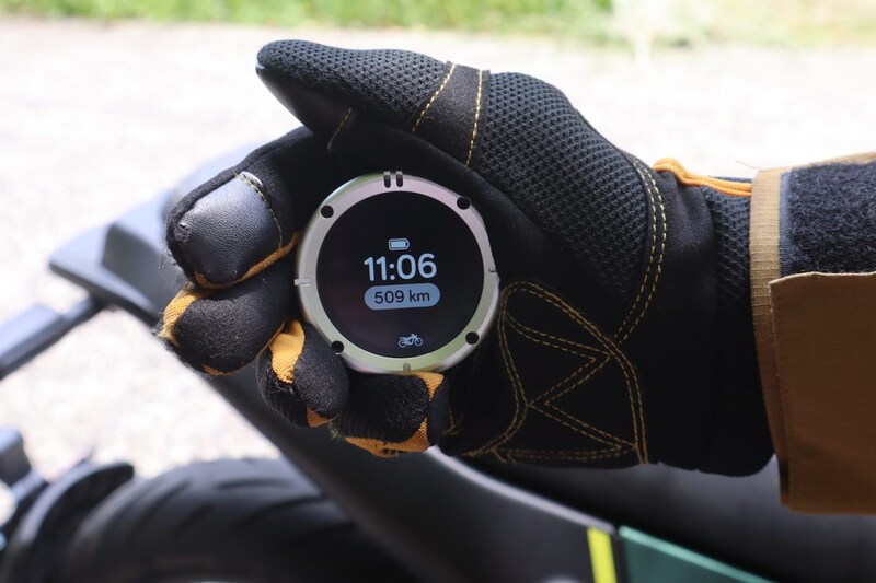 【バイクナビの決定版】スマホのストレスはもう不要!ハンドル周りスッキリな新型ナビ「BeeLine Moto Ⅱ」をガチレビュー