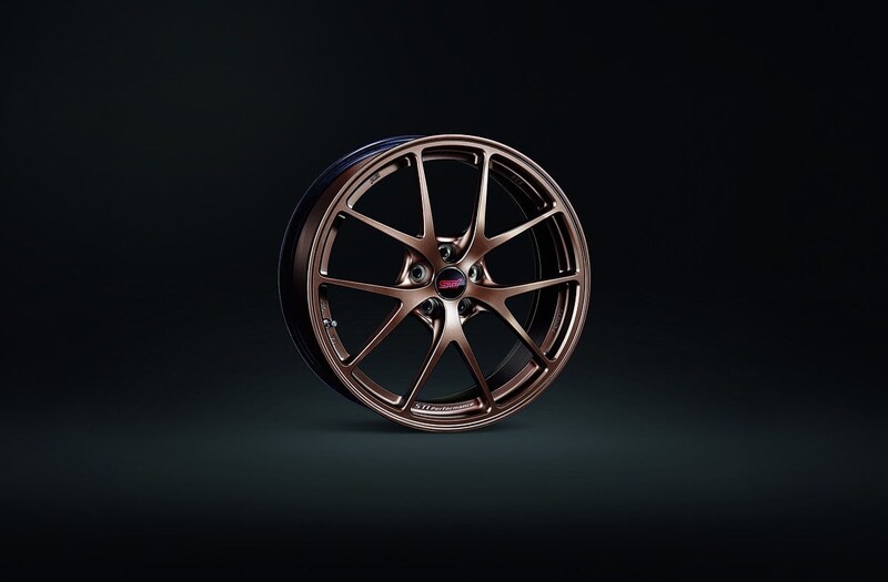STI 製 BBS18 インチ×7.5J アルミホイール（マットブロンズ）