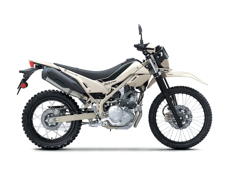 ゆったりのびのびライディングが楽しめる「KLX230 SHERPA S」