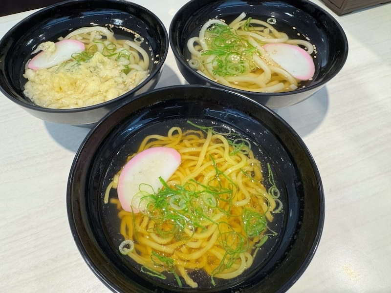 【物価高の救世主現る！？】魚べい平日ランチ限定ラーメン・うどんが衝撃の90円！ワンコイン大満足ランチセットを組んでみた