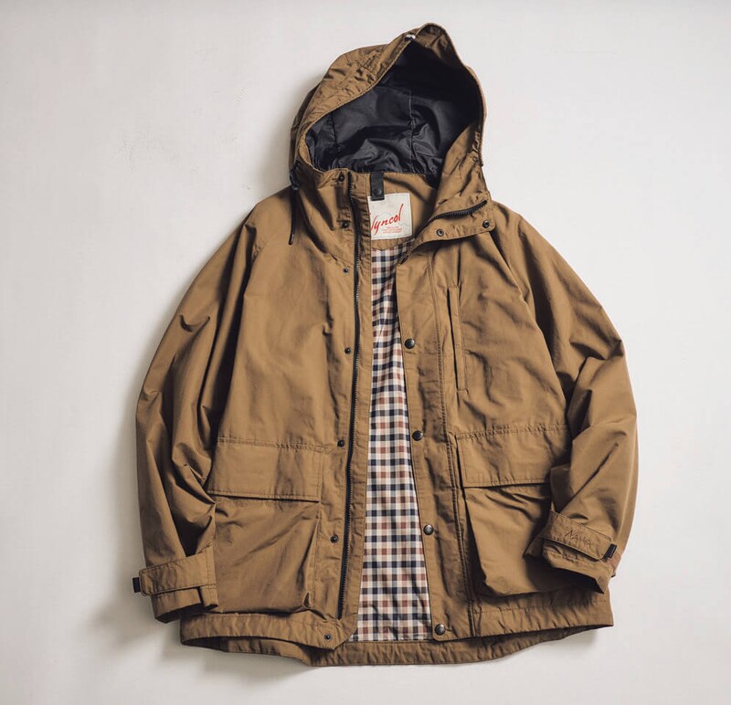 アクアスキュータム×ナンガ
マウンテンパーカー ¥104,500