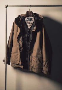 「アクアスキュータム×ナンガの最強コラボ降臨！」伝説素材ウィンコルがエコ復刻し、真冬も耐える極暖マウンテンパーカー＆インナーダウンが今年も登場