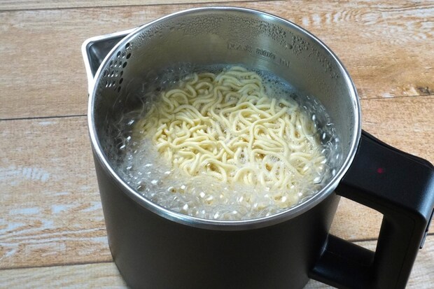 ニトリ
1台3役の電気ケトルポット
