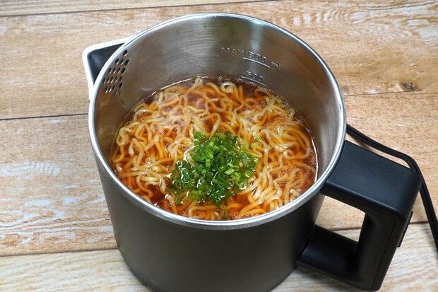 ニトリ
1台3役の電気ケトルポット
