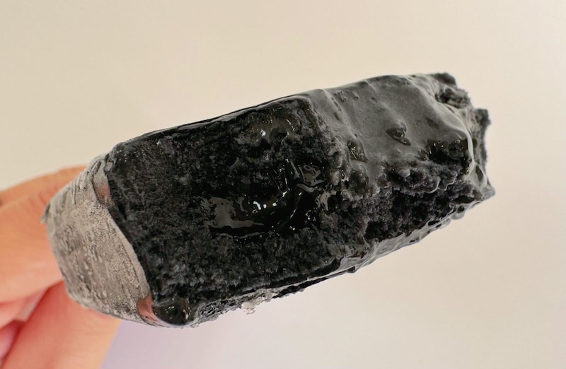 タールのようなどろっと黒い液体が出現