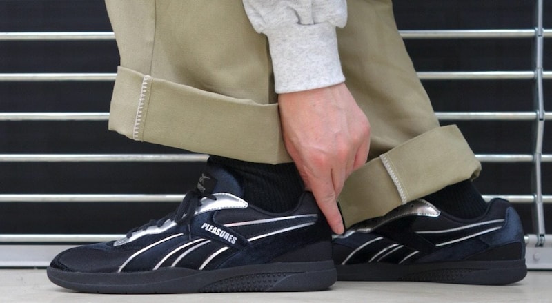 Reebok HAMMER STREET "PLEASURES"