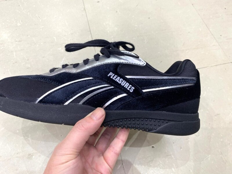 Reebok HAMMER STREET "PLEASURES"