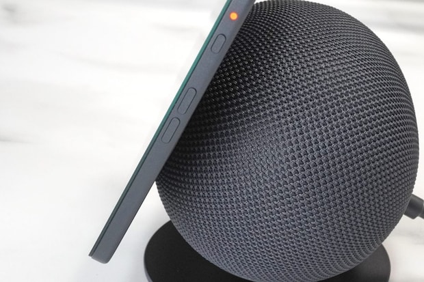 Amazon Echo Show 8（2025） ￥34,980 Amazon Echo Show 8 & 11 (2025年発売) 用】角度調整スタンド（グラファイト） ￥4,980