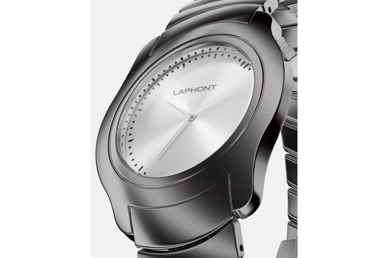 光の角度によって表情を変える有機的な造形