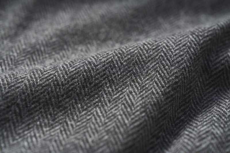 本体にはポリエステルとコットンをミックスしており、起毛感がある