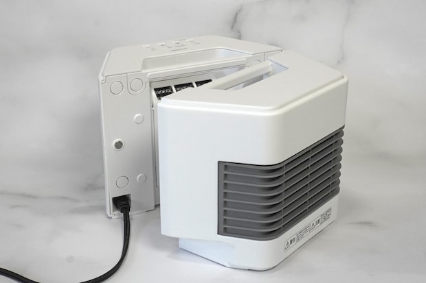 アイリスオーヤマ
セラミックファンヒーター ツインセラ　ACH-MN12A
