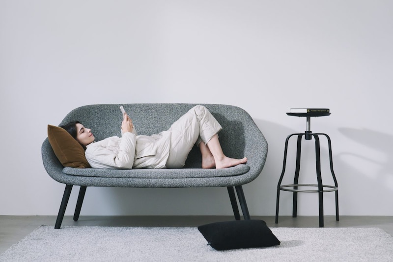 タイオン「ROOM DOWN WEAR with Cushion ダウンパンツ」¥9,900/800FP/6色展開