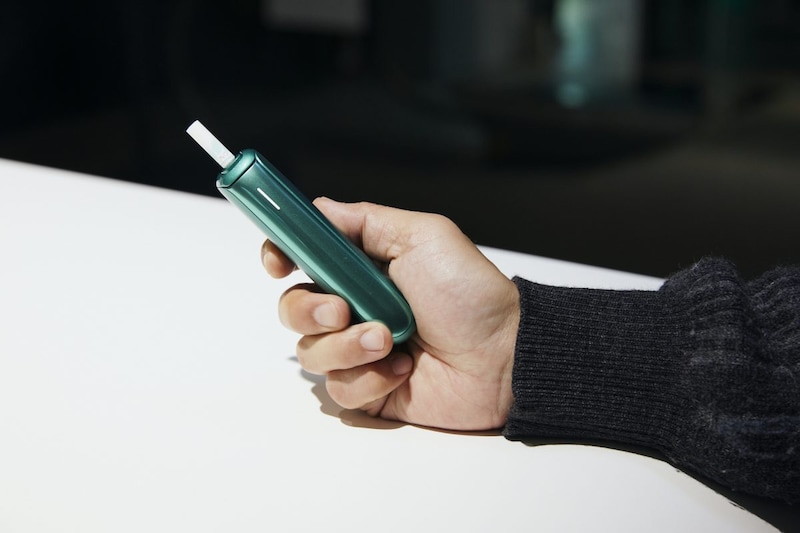 「Ploom AURA（プルーム・オーラ）」アクアグリーン