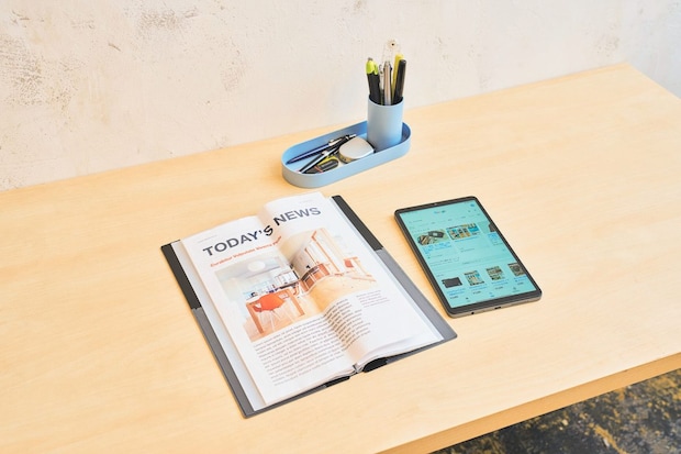 すっきりしたデスクで仕事がはかどりそうな予感!