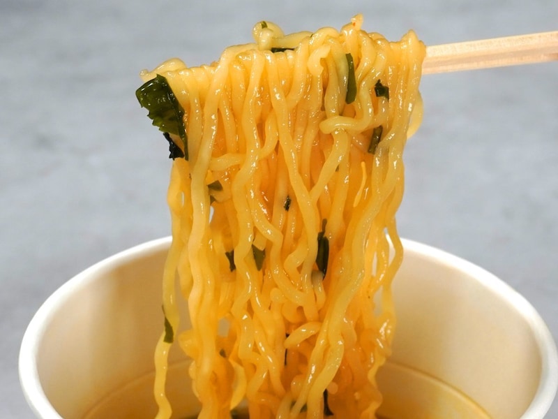 今回のイチオシは「もっちりノグリ 韓国風海鮮味 カップ（ピリ辛）」でした