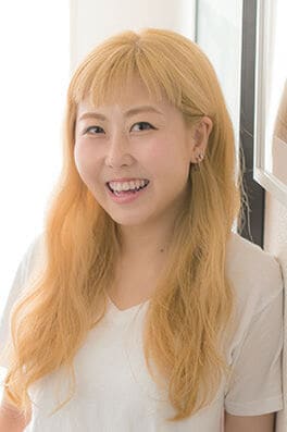 「ライター 伊藤伊万里さん」
美容、健康、日用品など日々の暮らしにまつわるジャンルを得意とする。料理好きが高じて、調理師免許を取得。アウトドア料理のレシピ考案やフードスタイリングも手がける