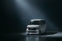 【軽の王者が本気出した】この黒はカッコいい！N-BOXカスタム特別仕様車「ブラックスタイル」が爆売れ必至の完成度