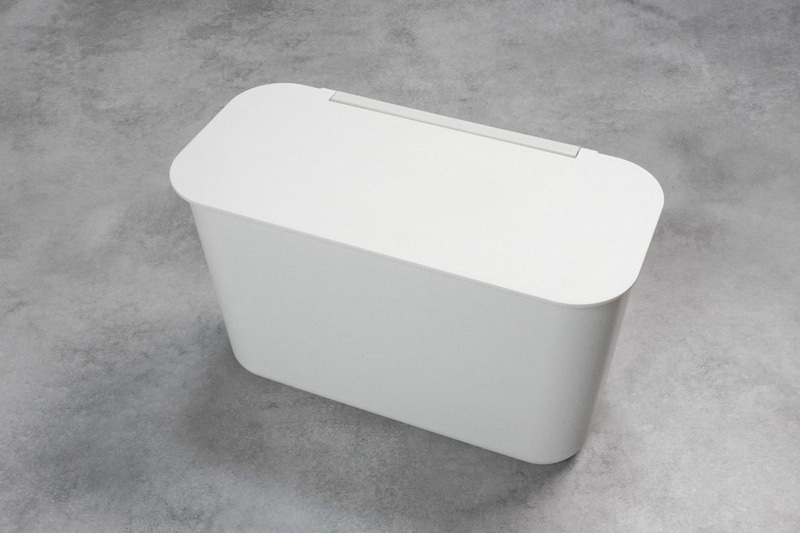 吊るしても使える 薄型収納ケース 奥行15cm
￥590
吊るしても使える 薄型収納ケース用フタ 奥行15cm
￥390
