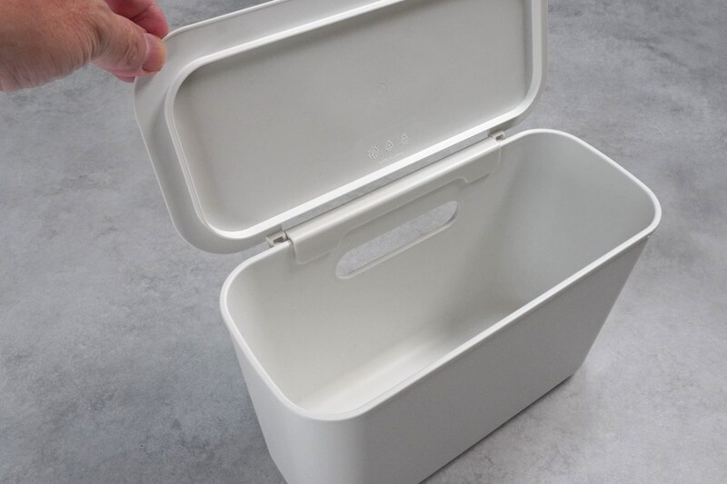 吊るしても使える 薄型収納ケース 奥行15cm
￥590
吊るしても使える 薄型収納ケース用フタ 奥行15cm
￥390
