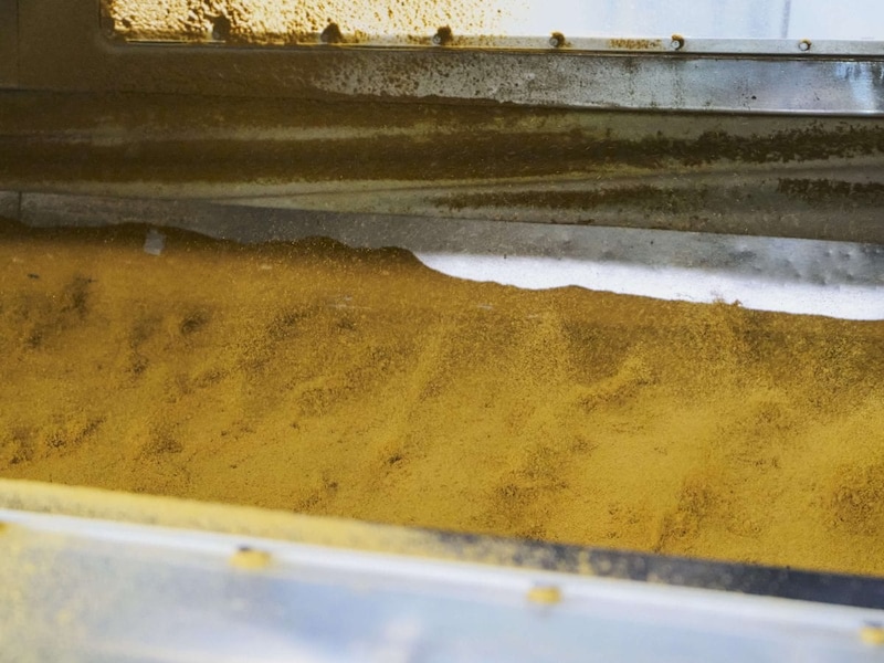 塩・砂糖・スパイスをブレンド