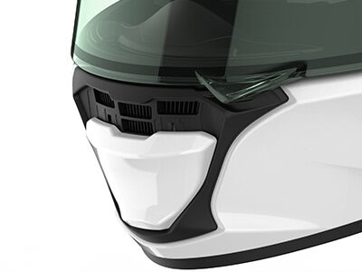 チン（顎部分）ベンチレーションは上下2段階の調節が可能