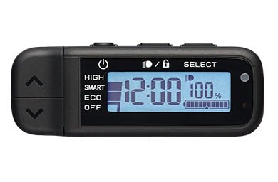 時刻、消費カロリー、バッテリー残量等が見やすくもハンドルにフィットしたデザインのスマートクロックスイッチ