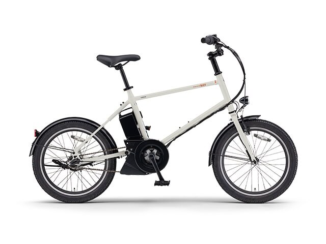 洗練された印象の中に温かみも感じられるマットエクリュカラー