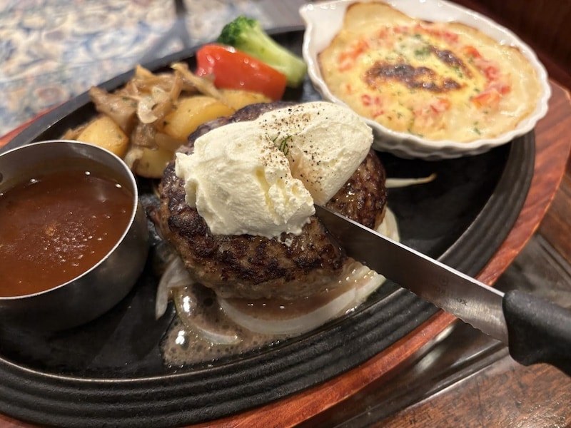 溢れる肉汁がたまらない……！