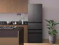 【生活爆上げ家電の実力】惣菜が揚げたてに復活！野菜はラップなしで10日もつ!? 編集部が東芝の最新家電を推す理由