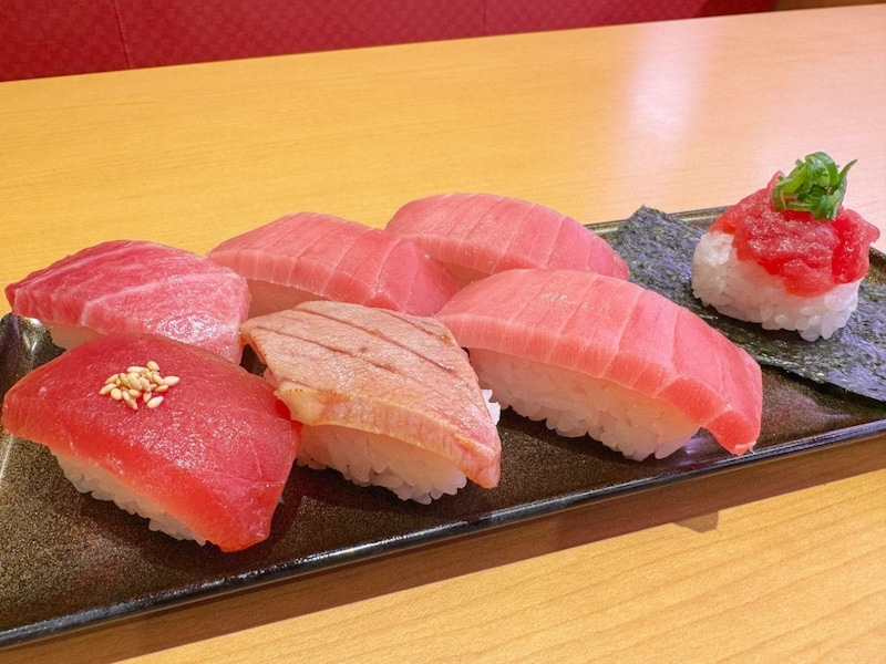 天然の本鮪を心ゆくまで堪能！「天然本鮪7貫盛り」