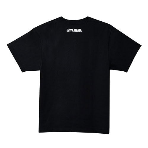背面にはシンプルにYAMAHAのロゴのみ