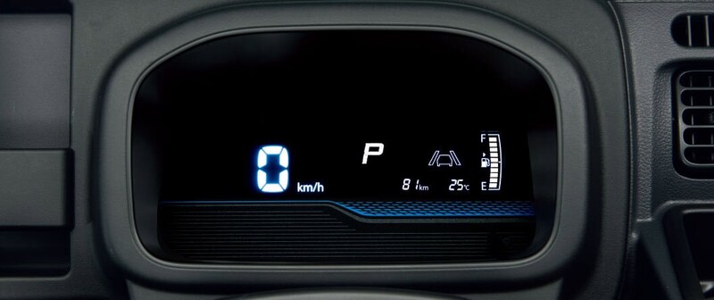 デジタルメーターディスプレイを新採用