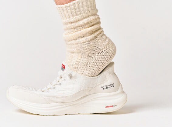 靴紐の結び直しも屈む必要もない