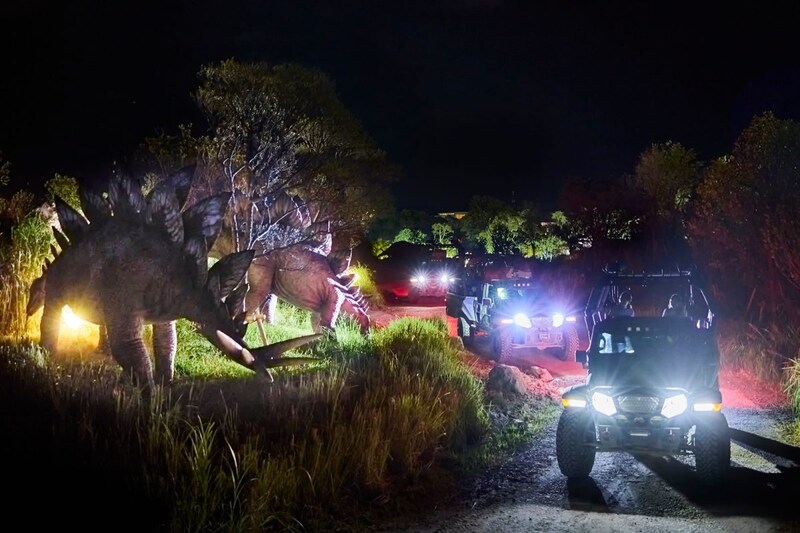 「ダイナソーサファリ（ナイトバージョン）」