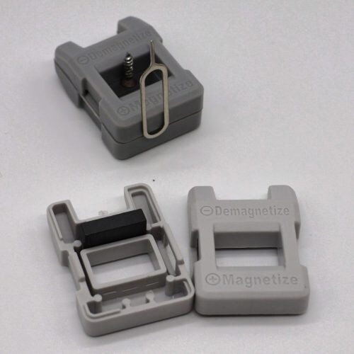 「115-in-1 精密ドライバーセット」下はHaulの87円のモノ、上は以前買った680円のモノ。磁石が不足している?