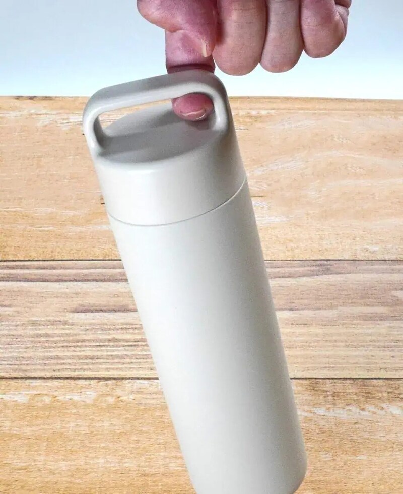 第2位　【無印良品マニア推し】神レベルで使いやすい！「便利＆高コスパすぎる」進化形の保温ボトルが携帯性抜群で名品級だった