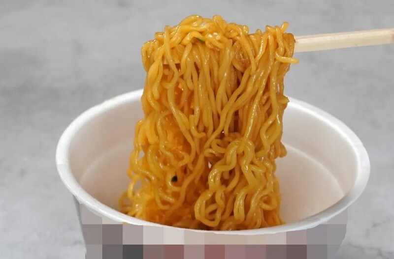 第2位　「このカップ麺、ガチで激うま」濃いめの味がたまらない“個性派カップ麺”ベスト3杯【1位は焼肉のたれと相性抜群の汁なし麺】