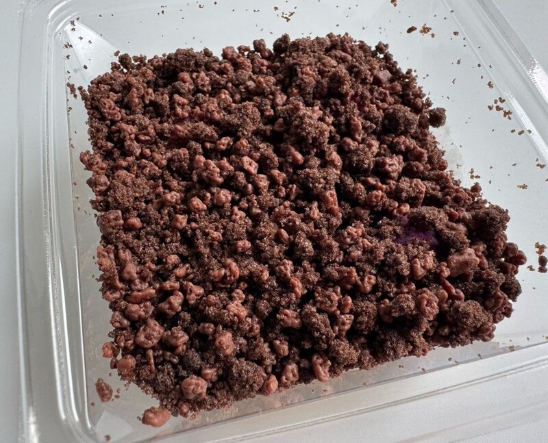 ファミリーマート初！まるでお芋ほりをしているように楽しみながら食べられる体験型デザート