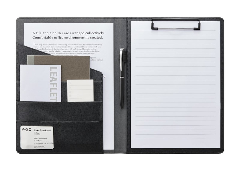 A4も名刺もすっきり収納！高級感あふれる「PU合成皮革クリップファイル」は幅広いビジネスシーンにマッチする傑作だ
