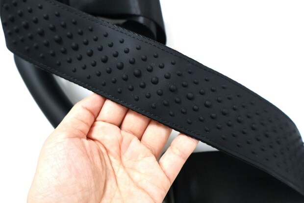 モーションベルトにはぶつぶつ付き