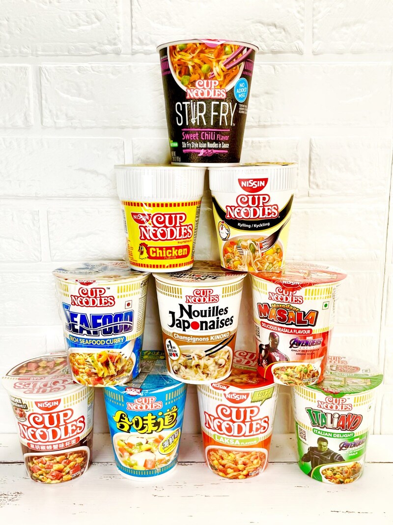 世界を旅して集めたカップヌードル