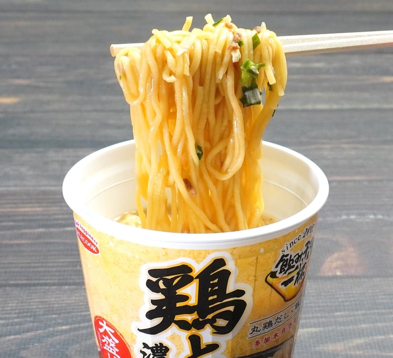 エースコック
タテロング 飲み干す一杯 鶏とん濃厚味噌ラーメン 大盛り
