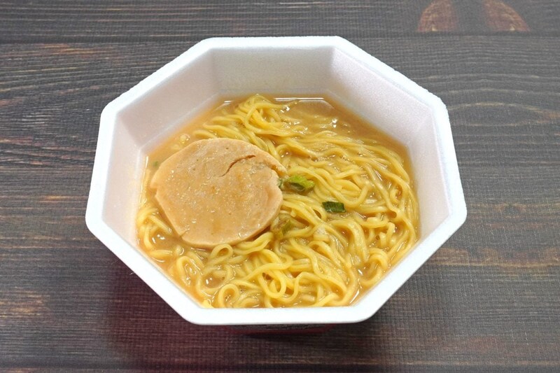 「日清ドロラ王 ドロ、コッテリ、鶏白湯」