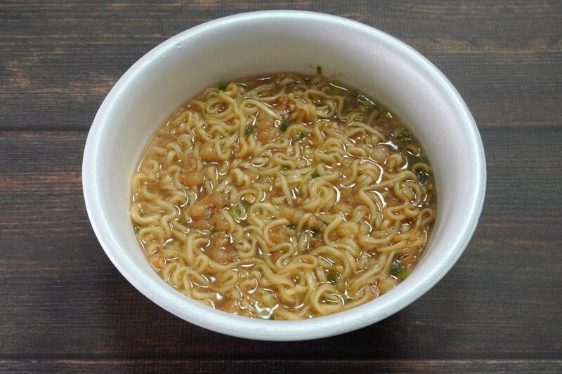 背脂チャッチャ風 こってり豚骨醤油ラーメン 麺大盛り